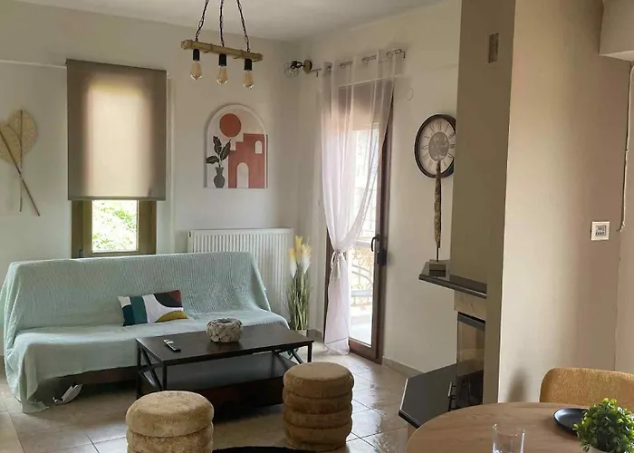 Niki's Paradise View * Taxiarkhis (Aristotelis)