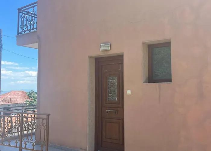 Niki's Paradise View